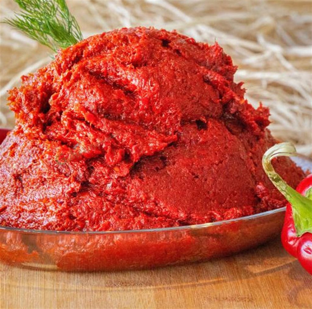 tatlı biber salçası